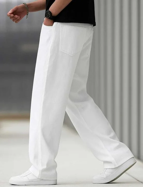 Men&amp;#039;s White Loose Fit Denim Jeans